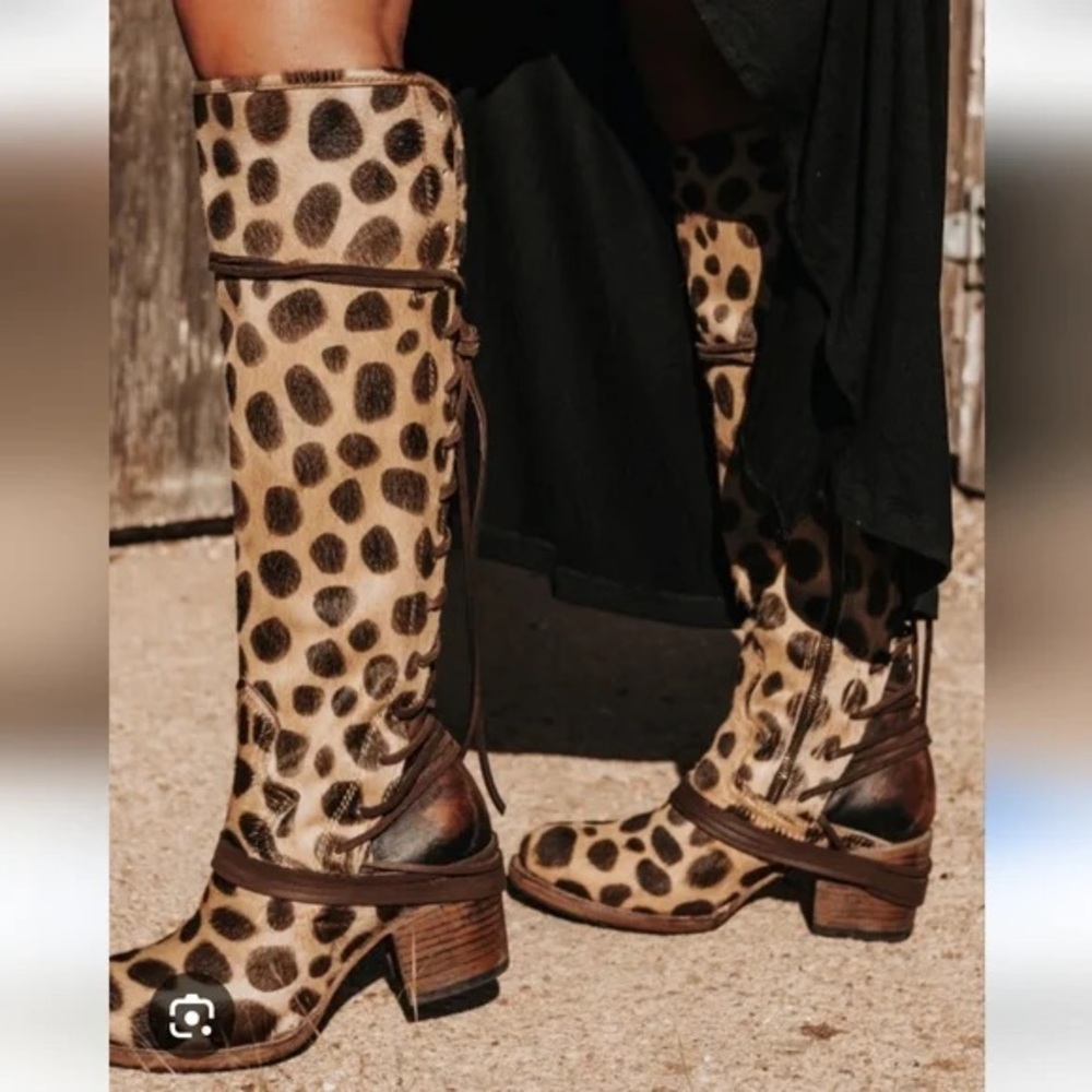 Freebird Coal Boots Size 7 in Leopard Print Knee-High Boots
